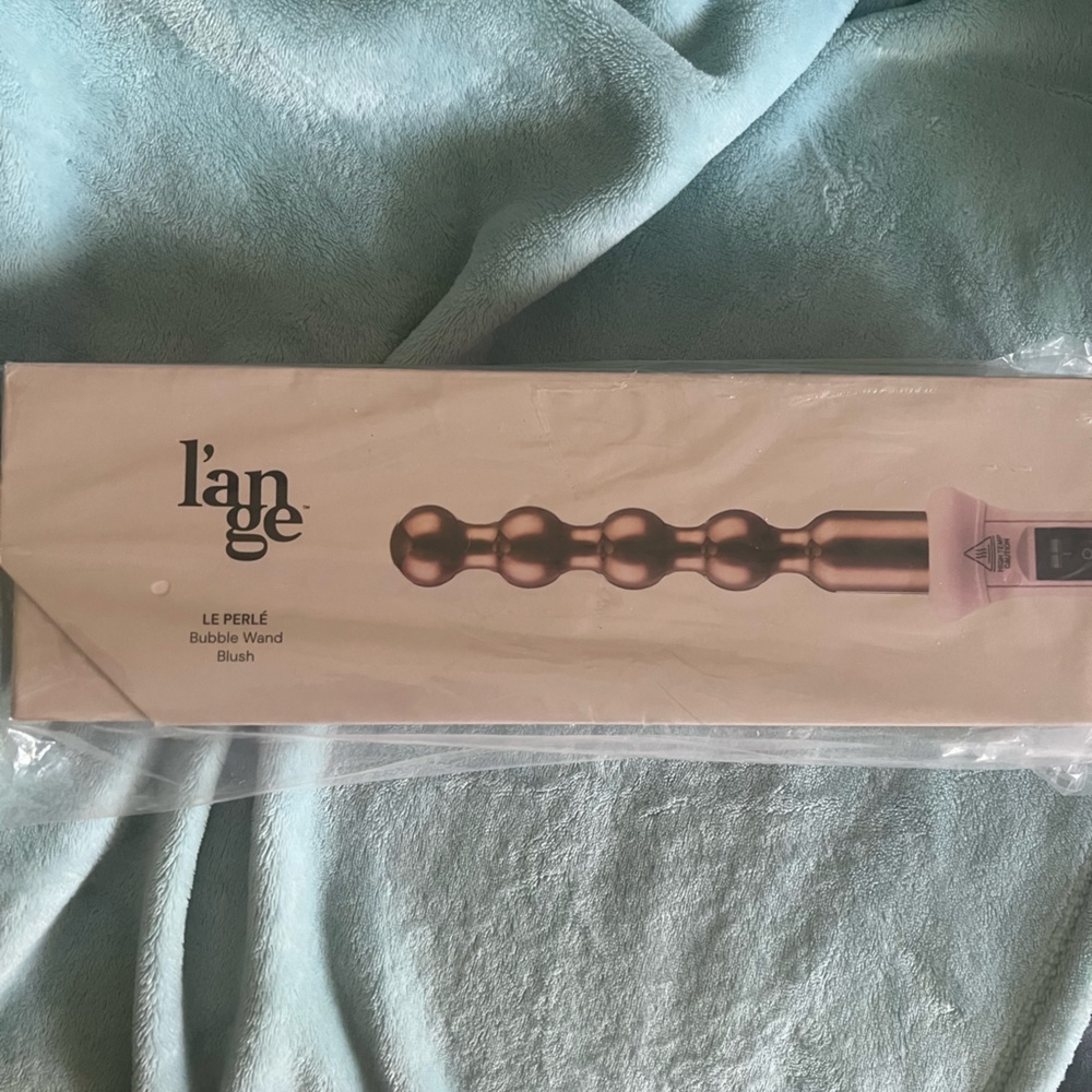 L’ange hair bubble wand with thermal glove